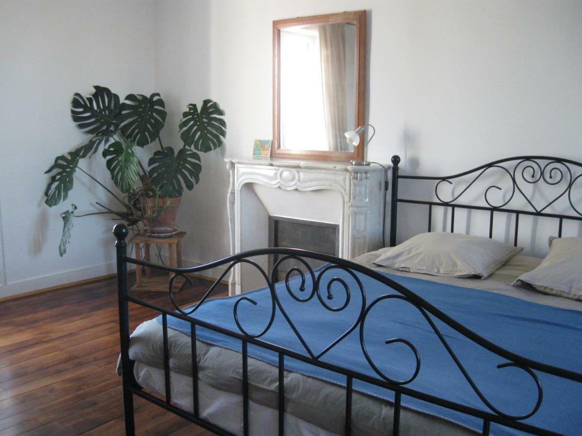 Bed and Breakfast Le Petit Bois Chateau-la-Valliere Exterior foto