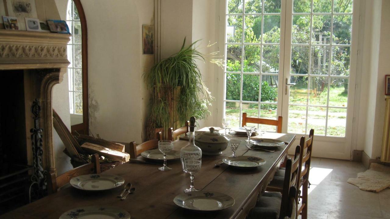 Bed and Breakfast Le Petit Bois Chateau-la-Valliere Exterior foto